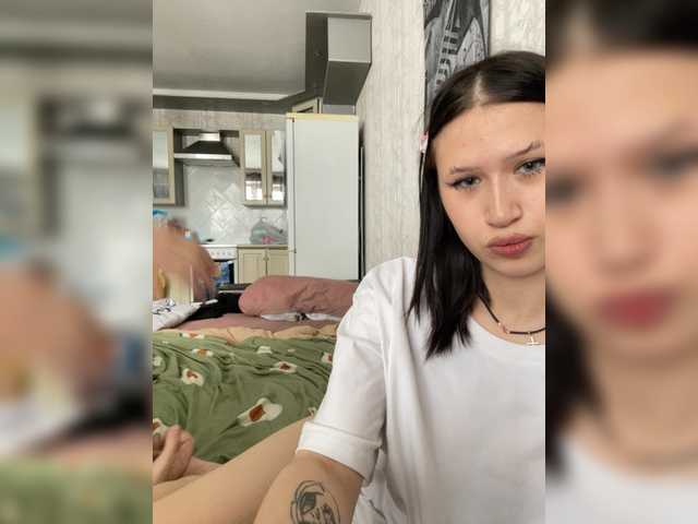 go to chat with _the-secret-room_