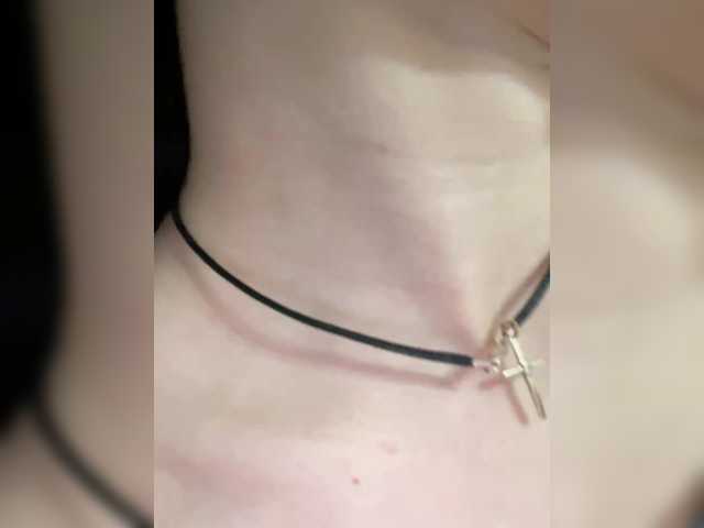 Entra en el chat con el modelo _Pupuni_ _Pupuni_