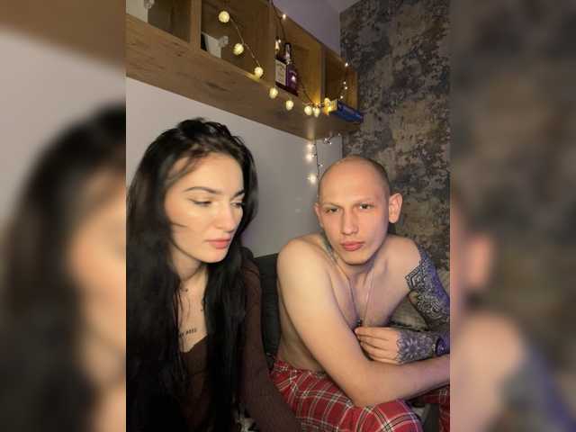 Accedi alla chat con il nickname Dark-Luna Dark-Luna