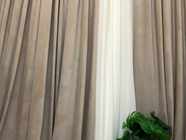 Vai a chattare su KellyyBeryy KellyyBeryy