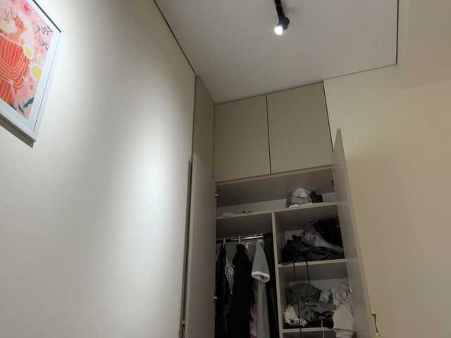 Entra en el chat con el modelo KellyyBeryy KellyyBeryy