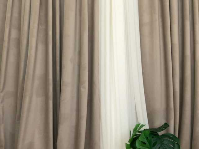 Gratis Live Sexcam mit KellyyBeryy KellyyBeryy