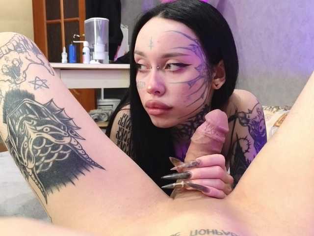 go to chat with somniya