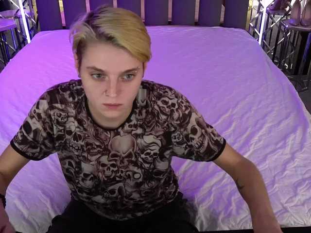 RoxyFlame Live Cam on BongaCams