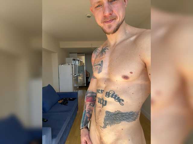 Accedi alla chat con il nickname Jack-Alice Jack-Alice