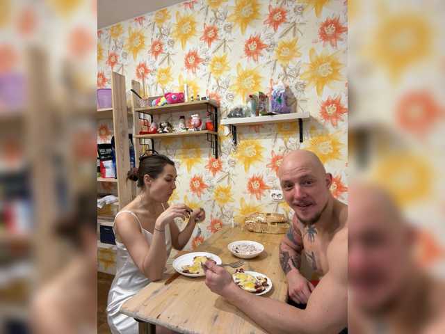 Vai a chattare su Jack-Alice Jack-Alice