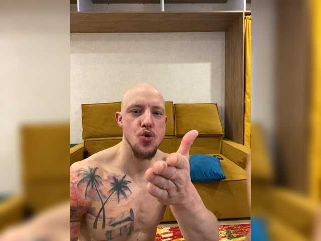 Vai a chattare su Jack-Alice Jack-Alice