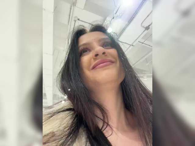 EvaRoughe sohbetine git EvaRoughe