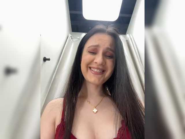 Vai a chattare su EvaRoughe EvaRoughe