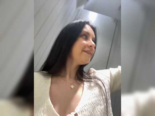 Vai a chattare su EvaRoughe EvaRoughe