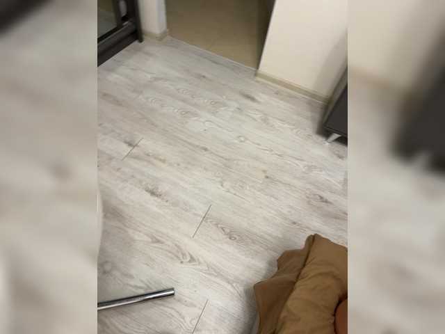 go to chat with NoMoneyNoHoney