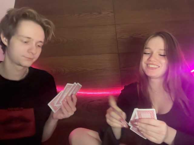 Entrez le videochat erotique avec le
modèle titsDestroy2007 titsDestroy2007