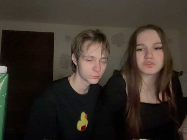 Entrez le videochat erotique avec le
modèle titsDestroy2007 titsDestroy2007