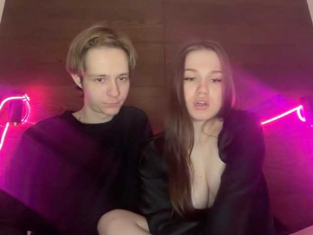 Entrez le videochat erotique avec le
modèle titsDestroy2007 titsDestroy2007