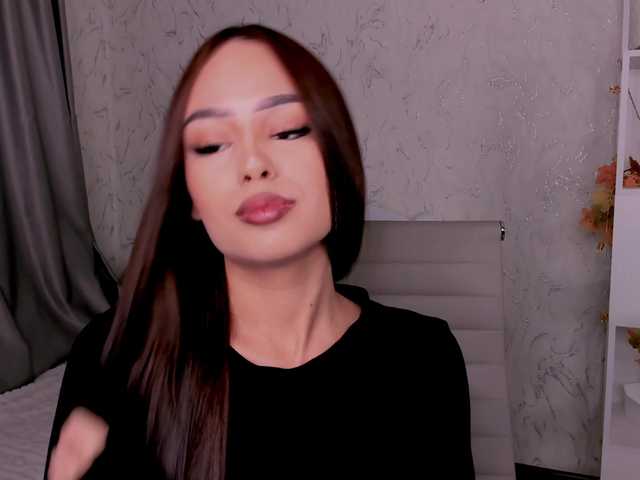 Gratis Live Sexcam mit adeliya-cute adeliya-cute