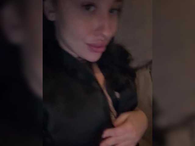 Entrez le videochat erotique avec le
modèle SAINTDP SAINTDP