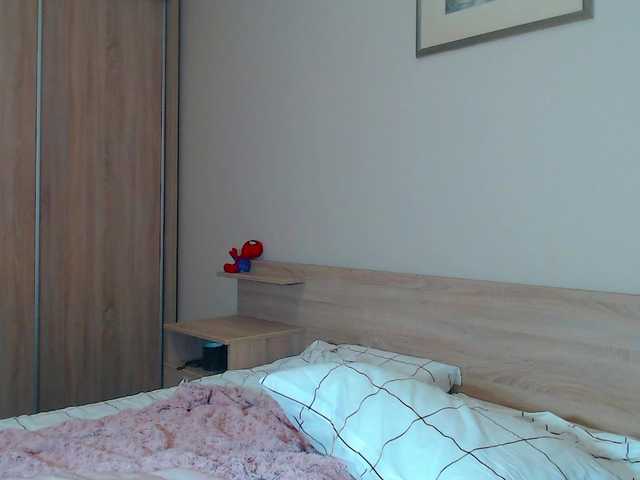 Entra en el chat con el modelo BunnyRin BunnyRin