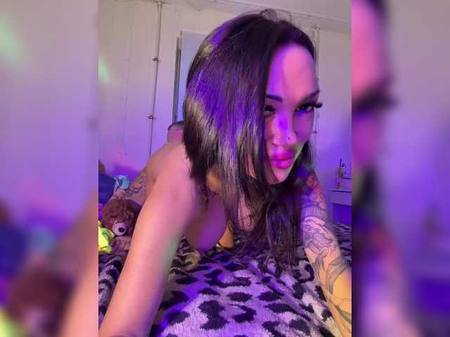 Vai a chattare su Dami-Marina Dami-Marina