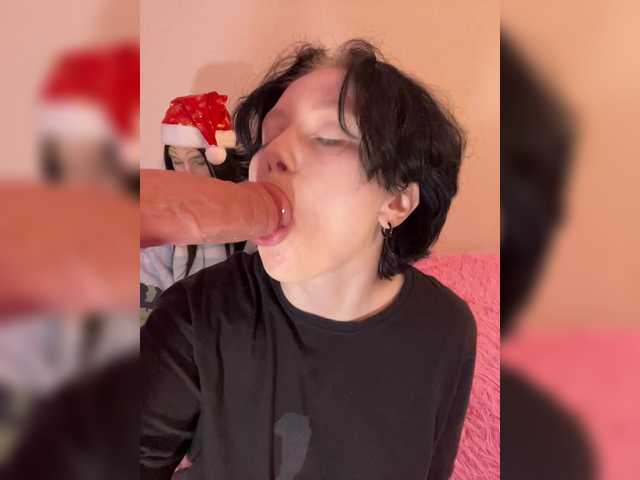 Vai a chattare su PinkyPai PinkyPai