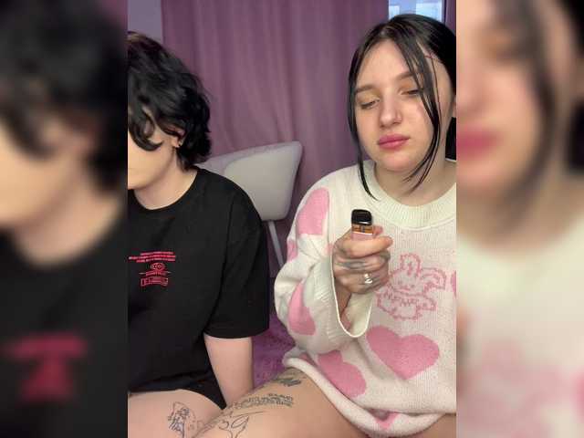 Vai a chattare su PinkyPai PinkyPai