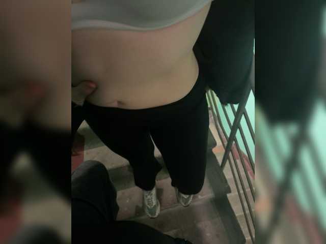 Entra en el chat con el modelo Kitty-Puppy Kitty-Puppy