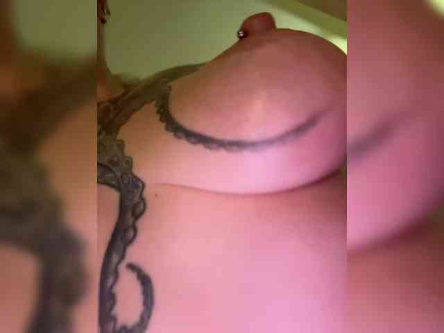 TeaseKitten