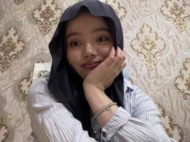 Vai a chattare su Katexample Katexample