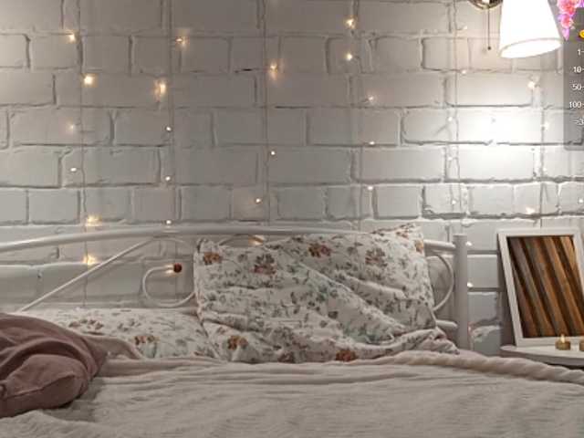 MapleDunford Live Cam Chat on BongaCams