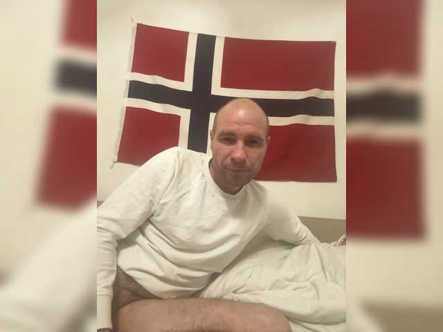 Entra en el chat con el modelo Irina423 Irina423