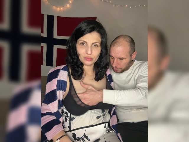 Entra en el chat con el modelo Marusa345 Marusa345