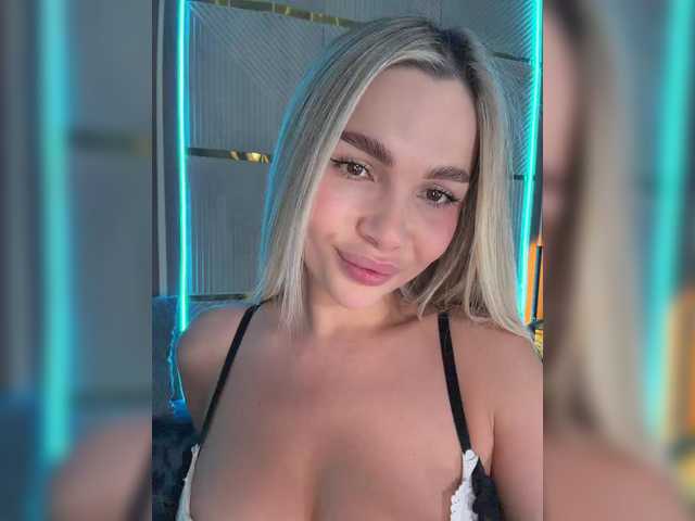 Gratis Live Sexcam mit AlexaRays AlexaRays