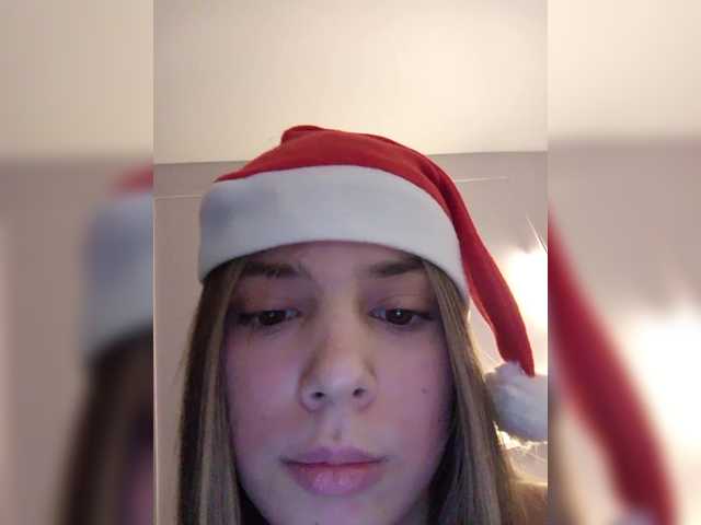 Entrez le videochat erotique avec le
modèle murmishka murmishka