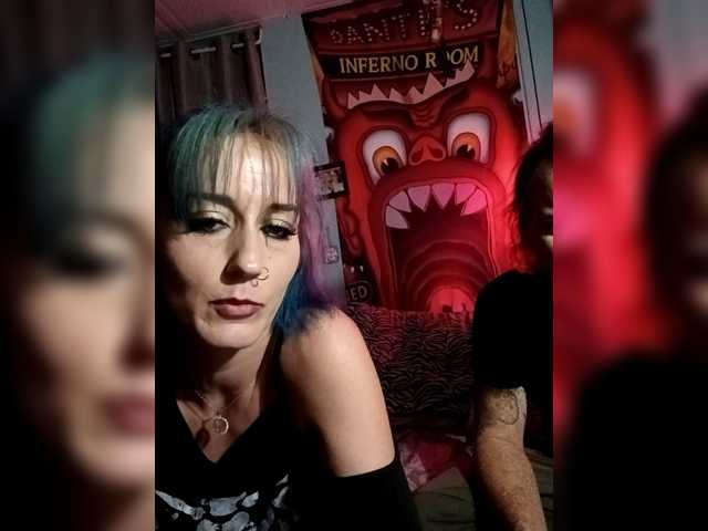 Vai a chattare su Ravage-Gorejess Ravage-Gorejess