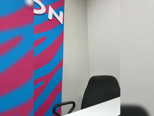 Entrez le videochat erotique avec le
modèle IriSka777 IriSka777