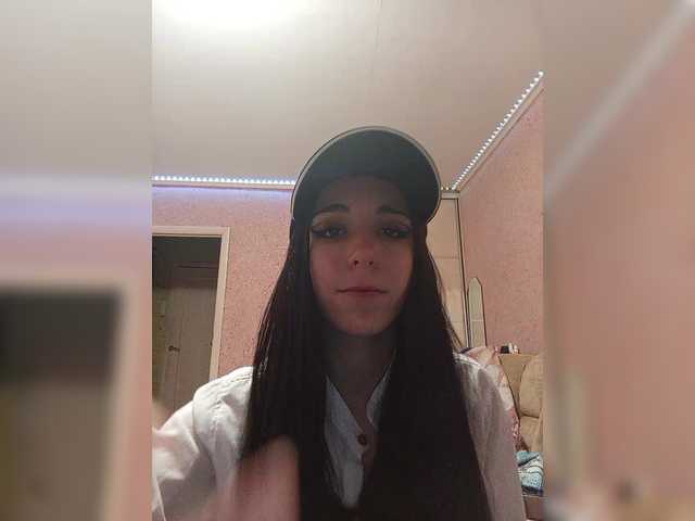 Vai a chattare su exnasisi exnasisi