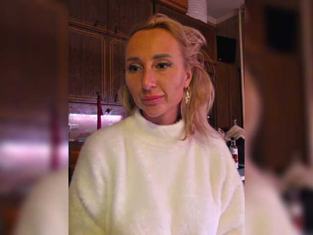 go to chat with Valeriah