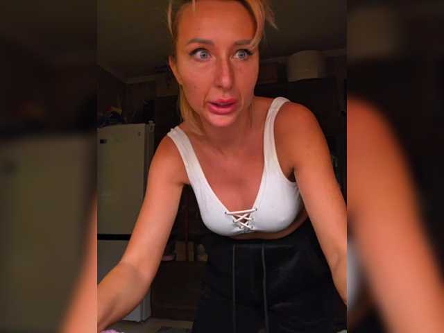 Vai a chattare su ARotikA ARotikA