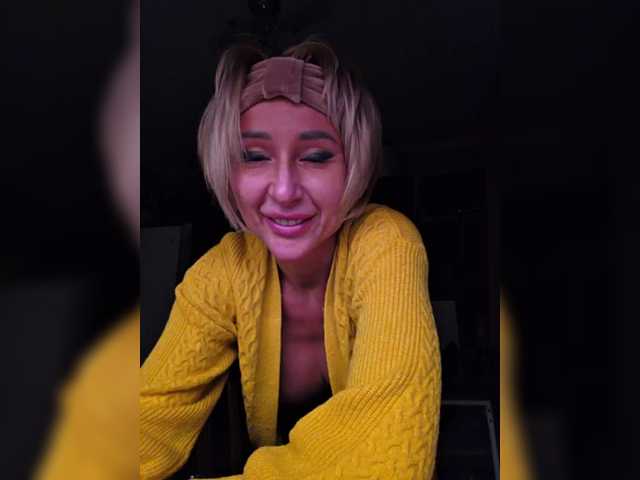 Vai a chattare su ARotikA ARotikA