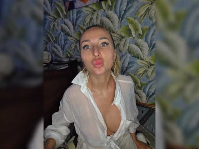 Vai a chattare su ARotikA ARotikA