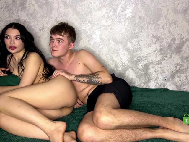 Entra en el chat con el modelo CoupleOnFire CoupleOnFire