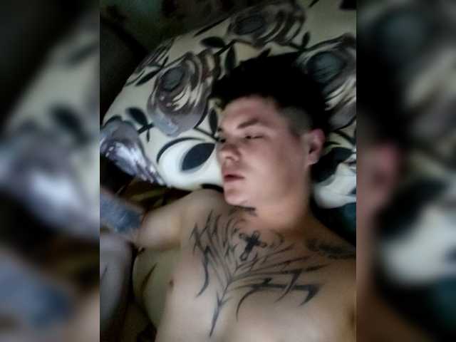 Vai a chattare su Miy44 Miy44