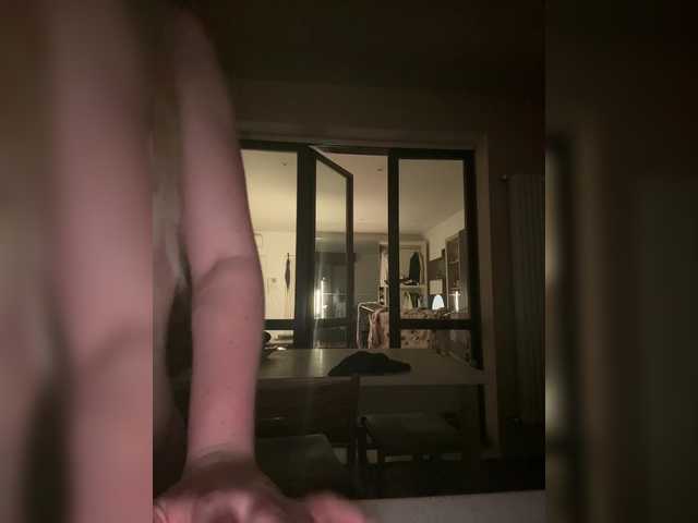 Gratis Live Sexcam mit Tutti-fruttii Tutti-fruttii