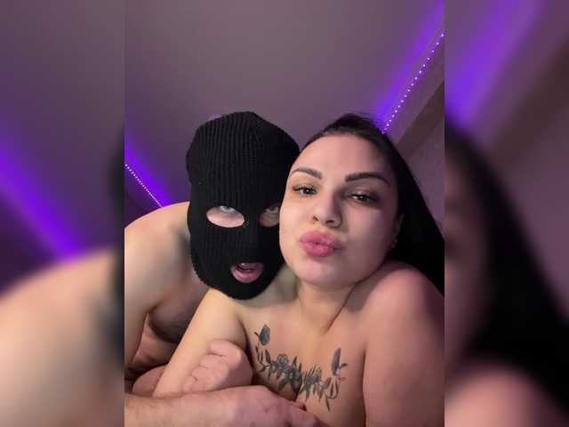 Entrez le videochat erotique avec le
modèle blackgoddess888 blackgoddess888