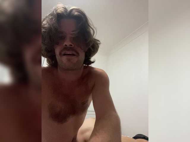 Entra en el chat con el modelo Rawfun94 Rawfun94