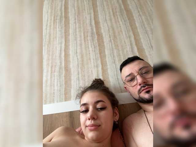 Entrez le videochat erotique avec le
modèle DS888 DS888