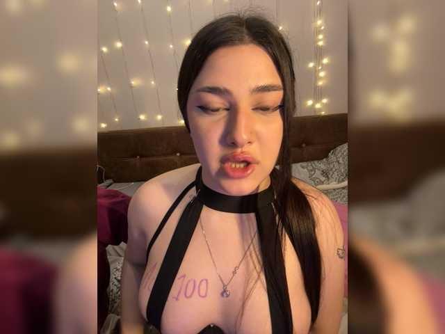 Vai a chattare su KamilaTony KamilaTony