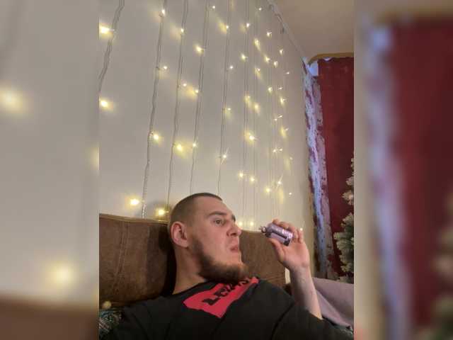 Entra en el chat con el modelo KamilaTony KamilaTony