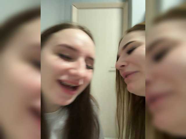 go to chat with Kira-Sofia