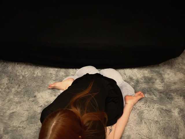 Entra en el chat con el modelo evlintyan evlintyan