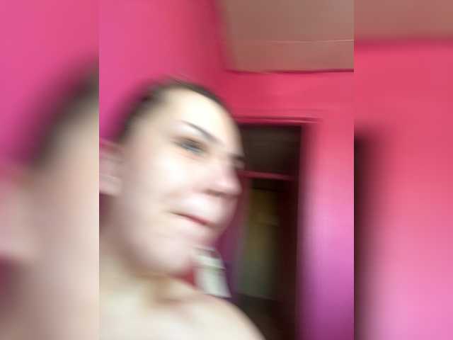 Accedi alla chat con il nickname Family707 Family707